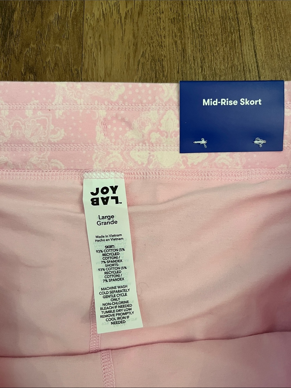 NWT JoyLab Washed Jersey Slit Skort Pink Bandana Print - Picture 9 of 14